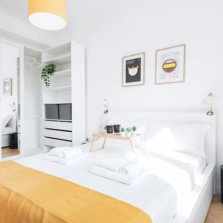 Easylife - With Balcony Near Navigli Apartamento *
