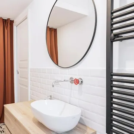 Easylife - With Balcony Near Navigli Milán